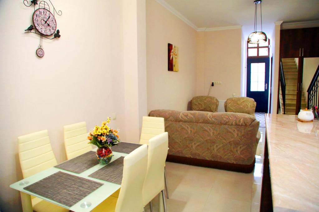 فضای داخلی Family apartments در تفلیس - تصویر ۳
