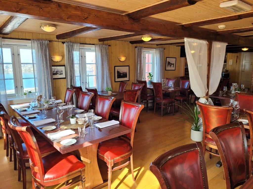 Restaurace v ubytování Ona Havstuer - by Classic Norway Hotels