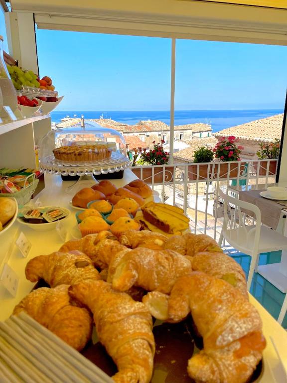 Jedlo v ubytovaní bed & breakfast alebo blízkom okolí