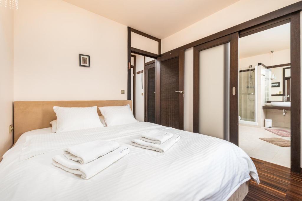 Posteľ alebo postele v izbe v ubytovaní Apartament Żytnia with SAUNA by Your Freedom