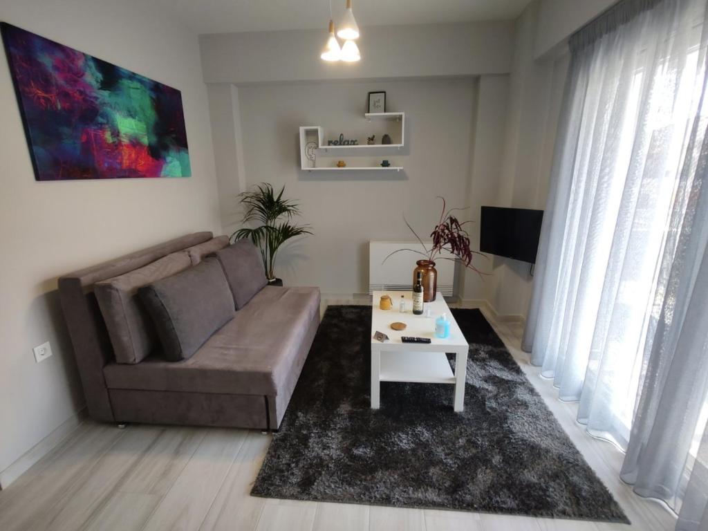 DIFFERENT APARTMENTS - Resim 15