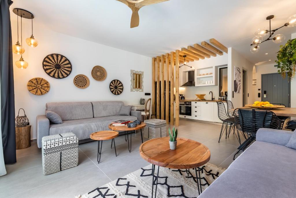 Kuchyň nebo kuchyňský kout v ubytování AGNONTAS LUXURY VILLAS
