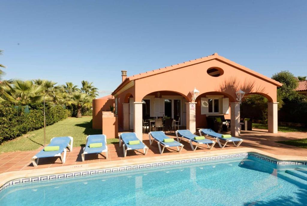 Villa Jasmin, Calan Bosch, Spain - Booking.com