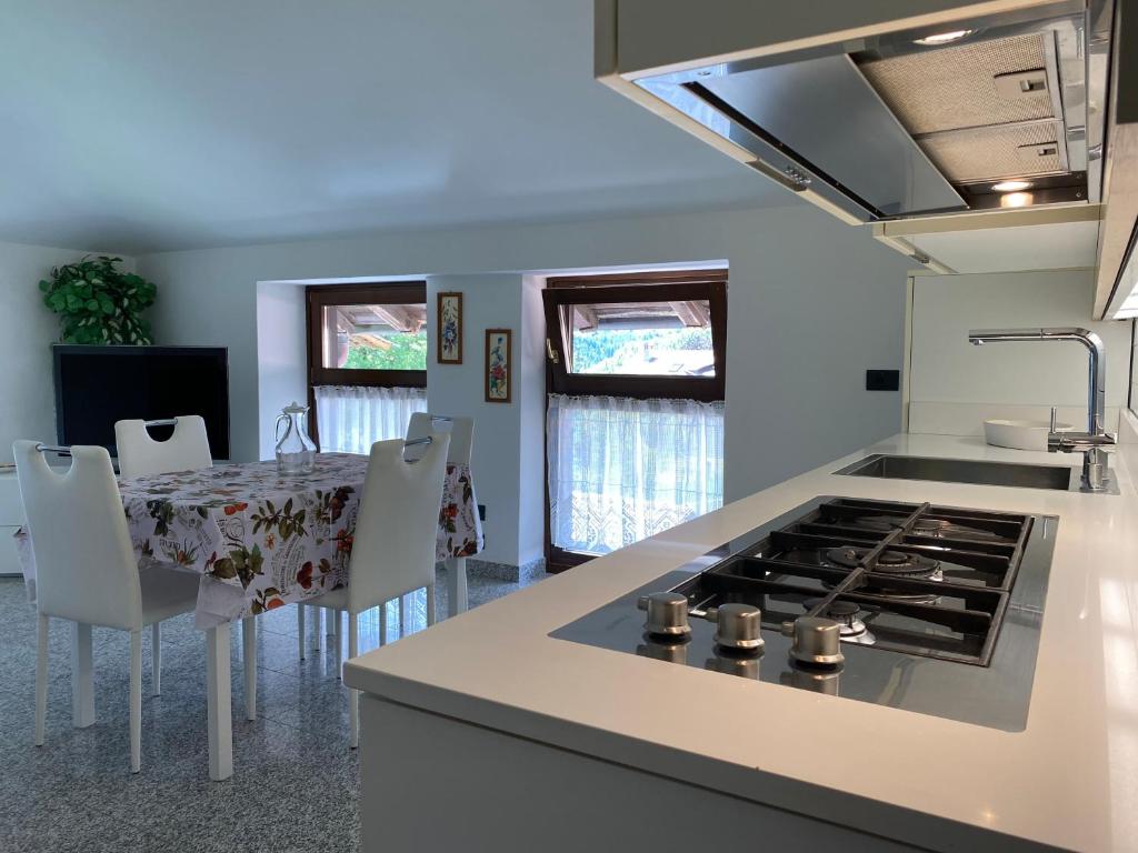 Köök või kööginurk majutusasutuses Casa vacanze nonna Orsola