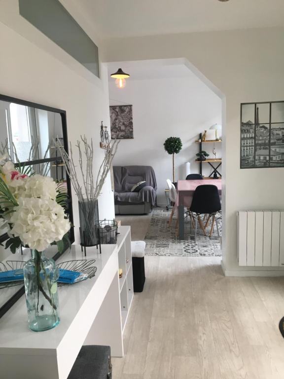 Posezení v ubytování Chambre privée face à la gare