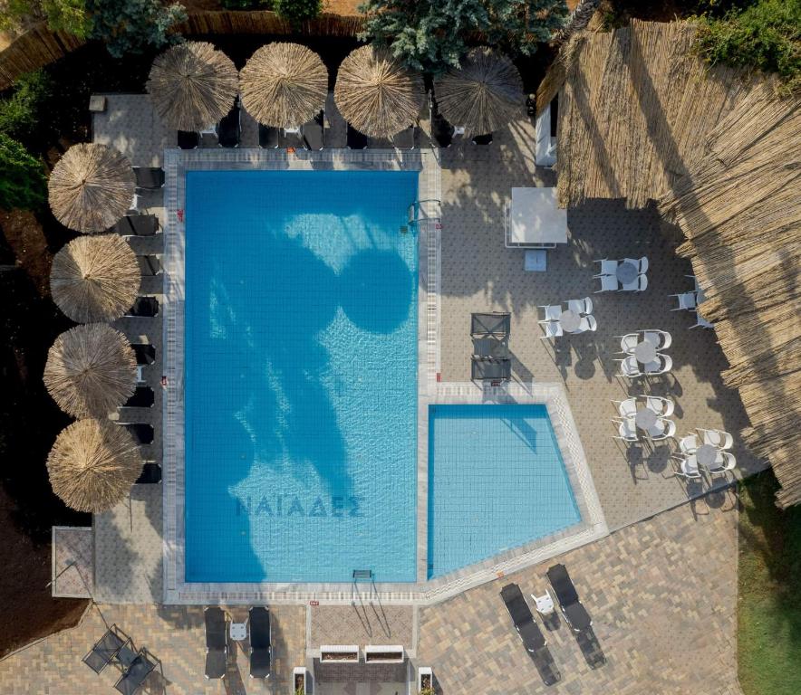 Majoituspaikan Naiades Hotel by Estia uima-allas tai lähistöllä sijaitseva uima-allas