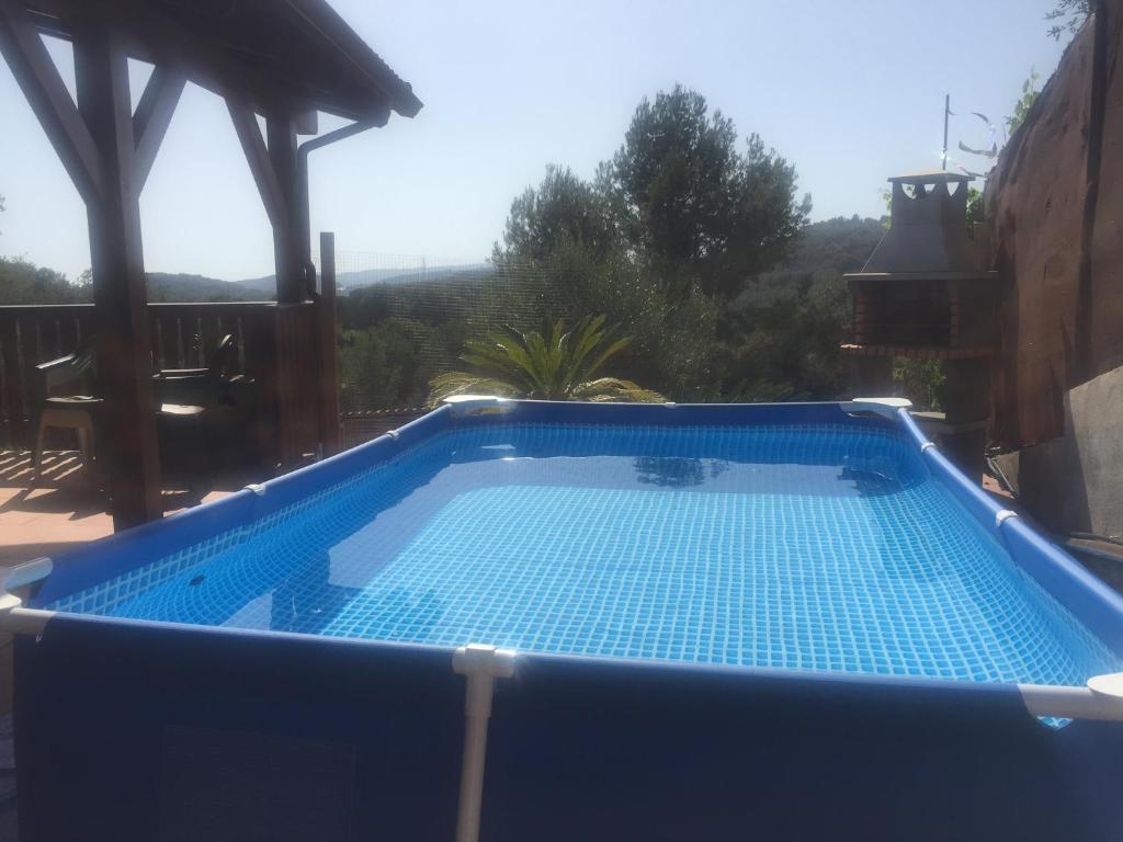Bazén v ubytovaní Casa de Madera en Calafell alebo v jeho blízkosti