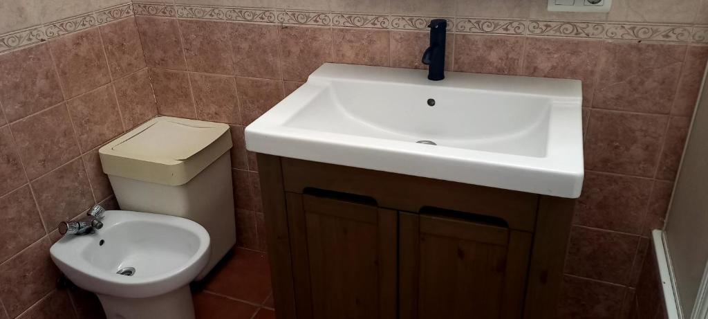 Fotografie z fotogalerie ubytování Casa De Campo Azul En Antequera v destinaci Antequera