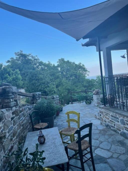 Balkón nebo terasa v ubytování Mr Apostolos Guesthouse