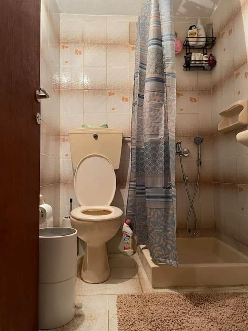 Koupelna v ubytování Mr Apostolos Guesthouse