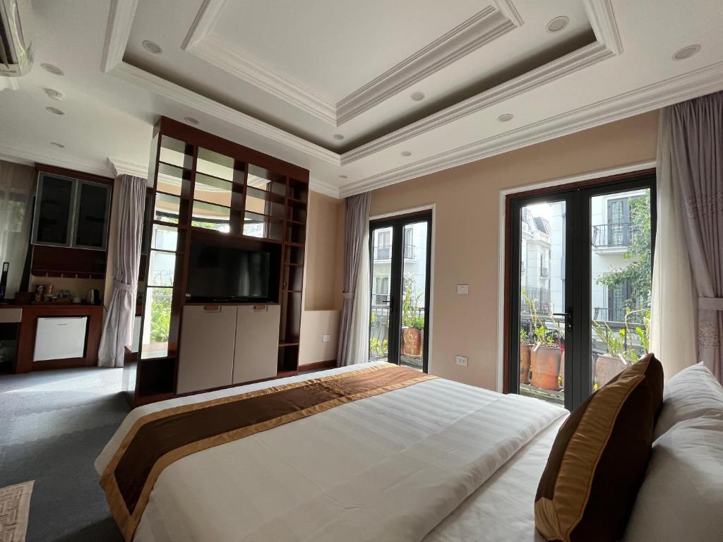 Paris Of Dragon Bay - Superior King Room