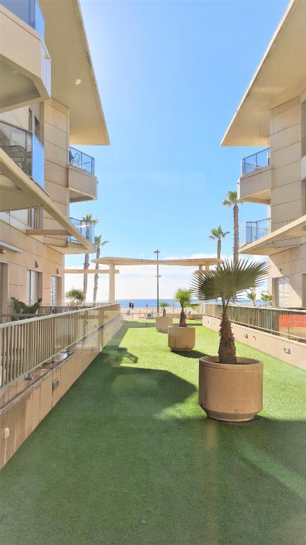 BEACH VALENCIA 13 - Luxury Beachfront Apartament, Valencia ...