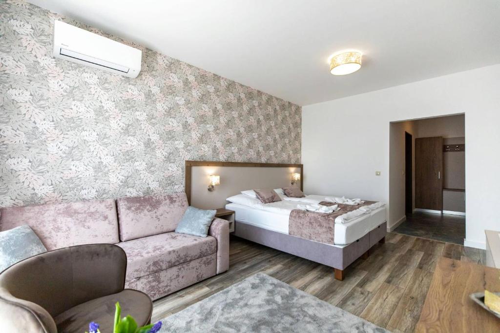 Aszúvilág Rezidencia with Sauna & Jacuzzi - Villa