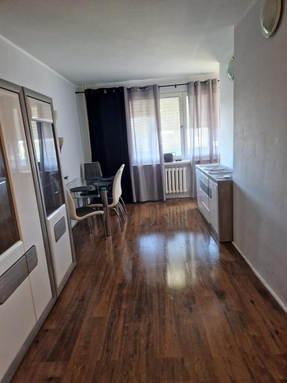 Apartament W2, Mieszkanie dla Wszystkich tesisinde bir oturma alanı