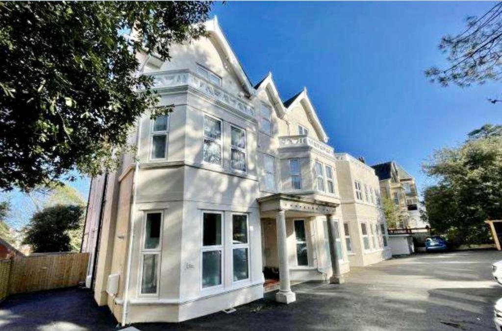 Superb 1 Bedroom Stylish App 1St Fl Sleeps 2 + 2
