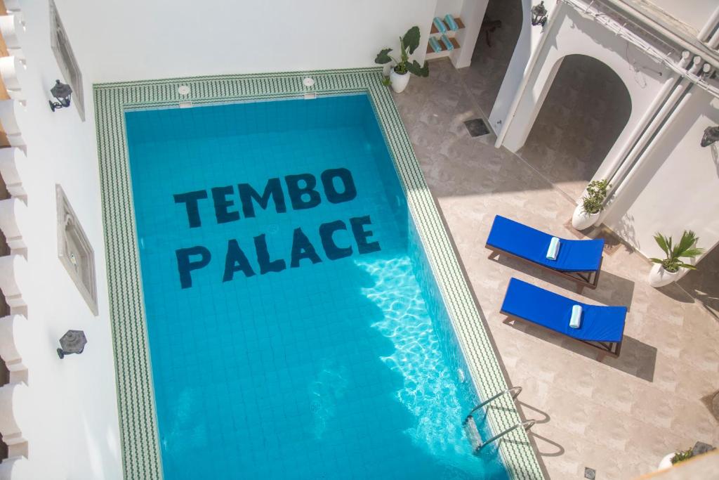 Bazén v ubytování Tembo Palace Hotel nebo v jeho okolí