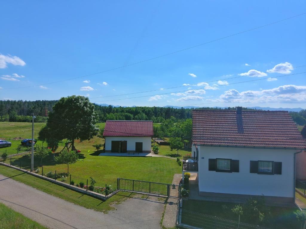Budova, v ktorej sa dovolenkový dom nachádza