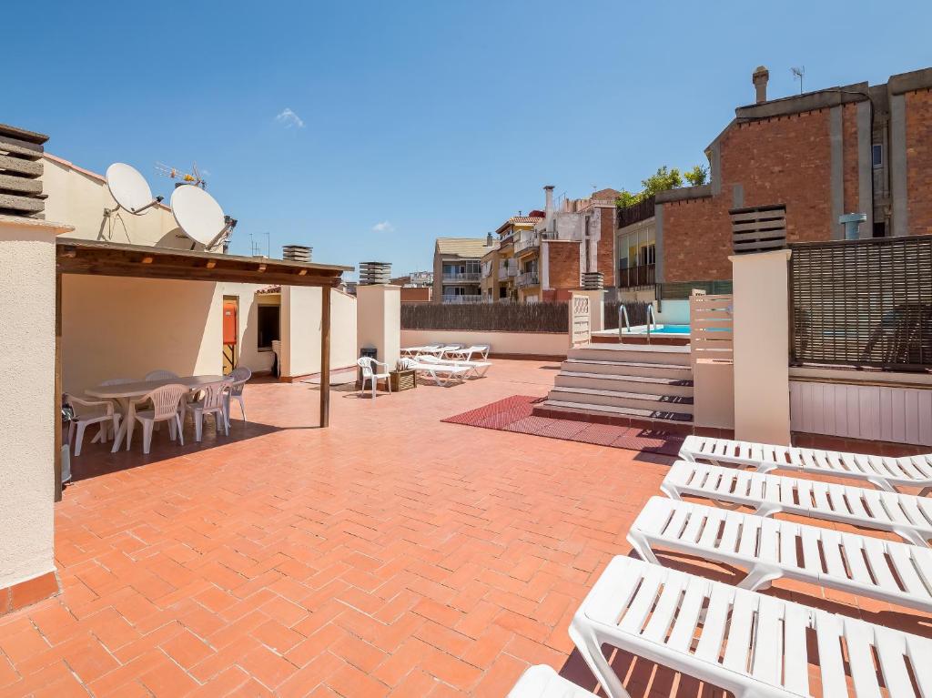 Aparthotel Bertrán - Resim 16