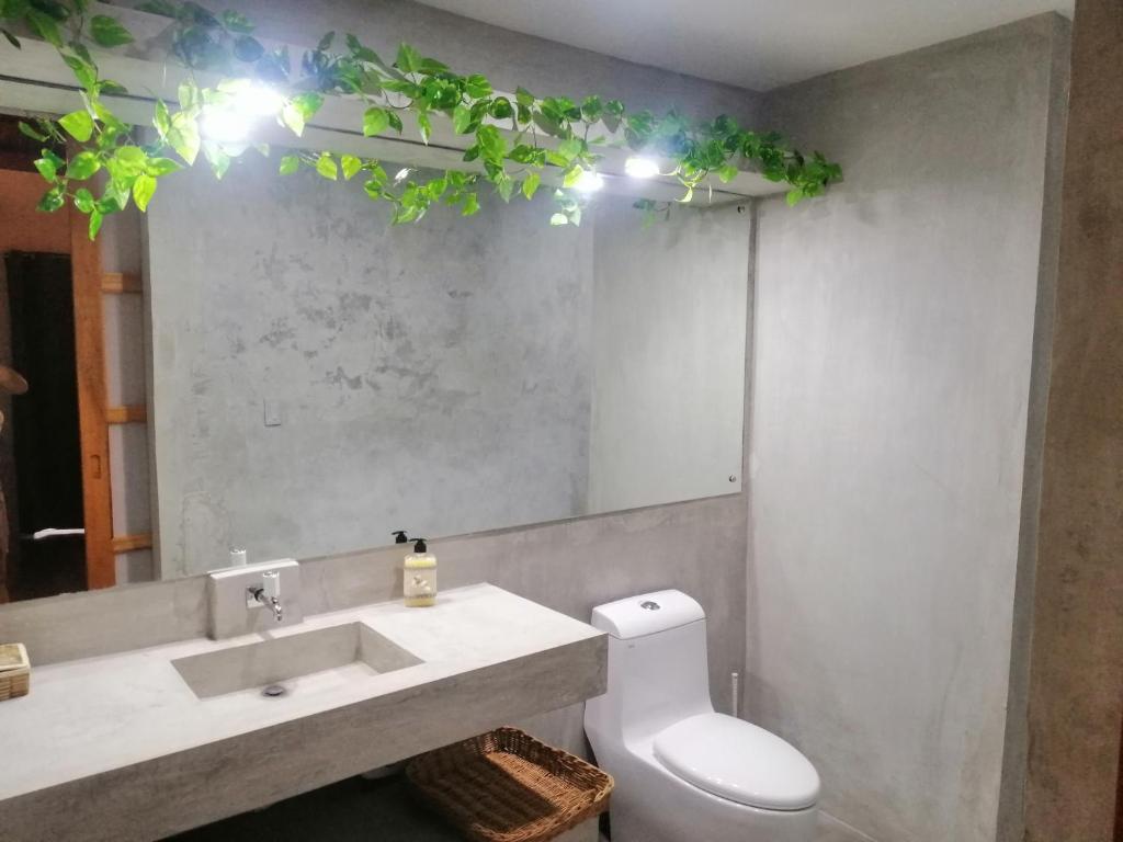 Koupelna v ubytování SAMADHI Resort & Hydrospa Panglao