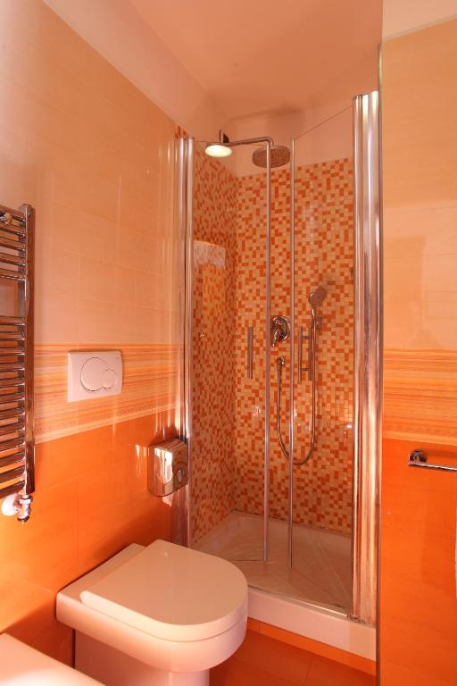 Koupelna v ubytování Hotel Serena srl