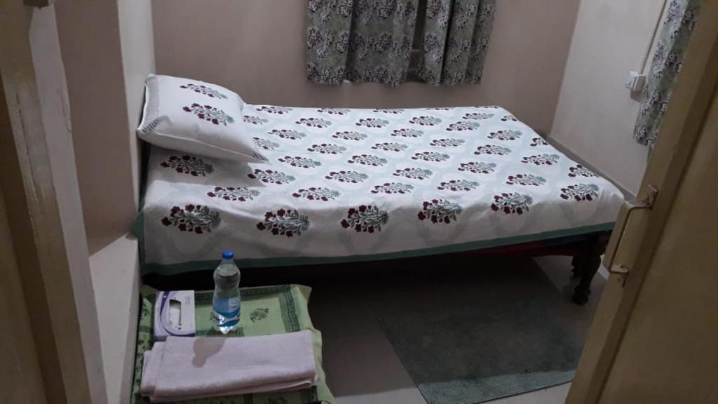 Judges Court - Economy Single Room