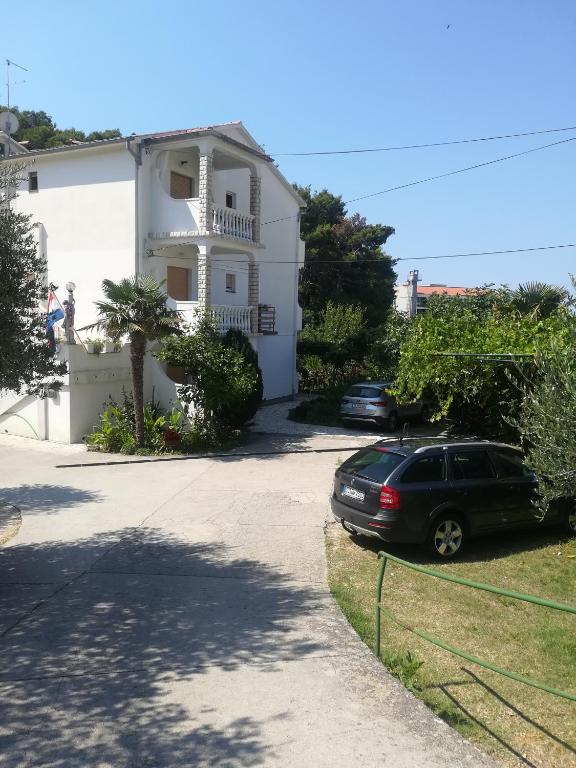 Budova, v ktorej sa apartmán nachádza