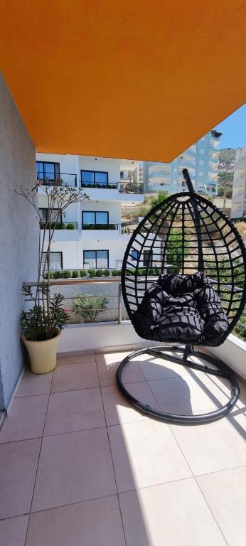 Saranda 3D Sea View Apartment - Image 9