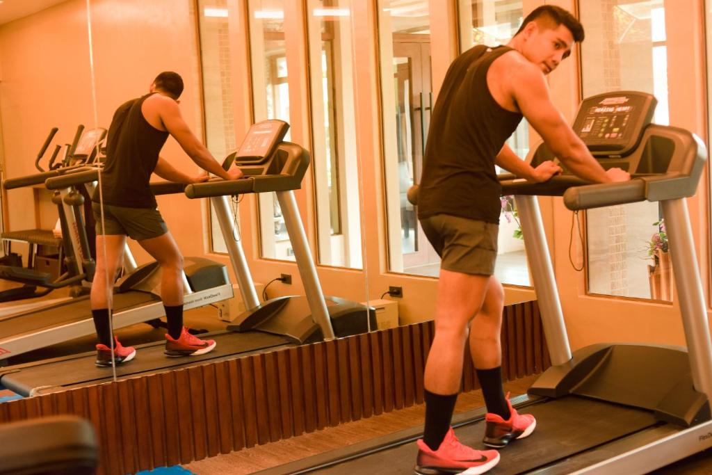 Fitness centrum a/nebo fitness zařízení v ubytování Zuri Resort