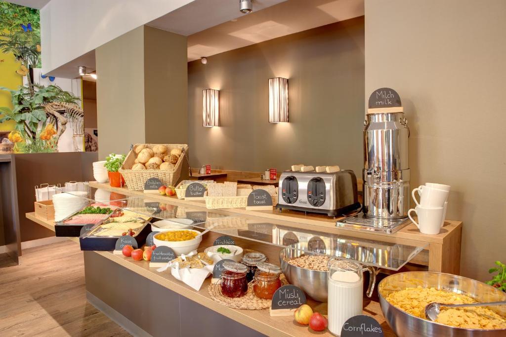 MEININGER Hotel Berlin Mitte - Resim 13