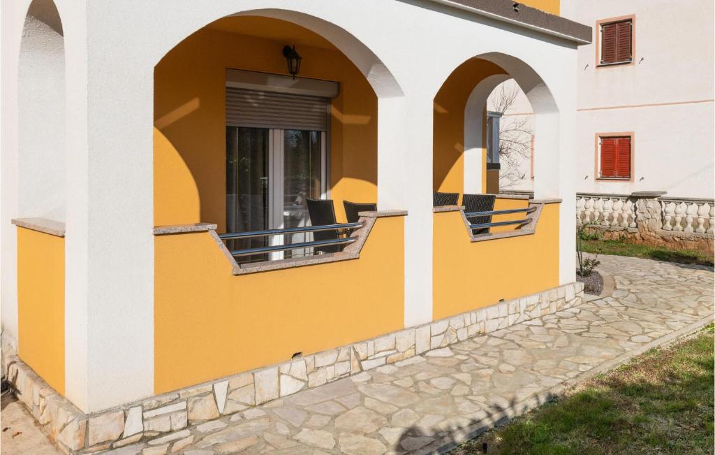 Budynek, w którym mieści się dom wakacyjny