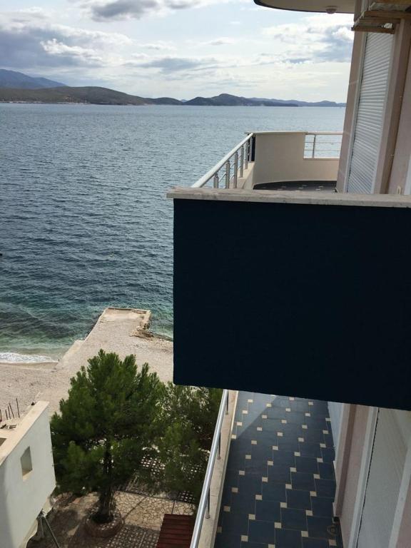 Panorama Sea View Apartment - Image 1