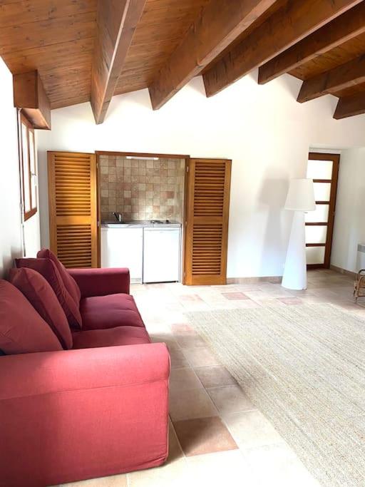 Posezení v ubytování Magnifique villa avec piscine à La Palmyre