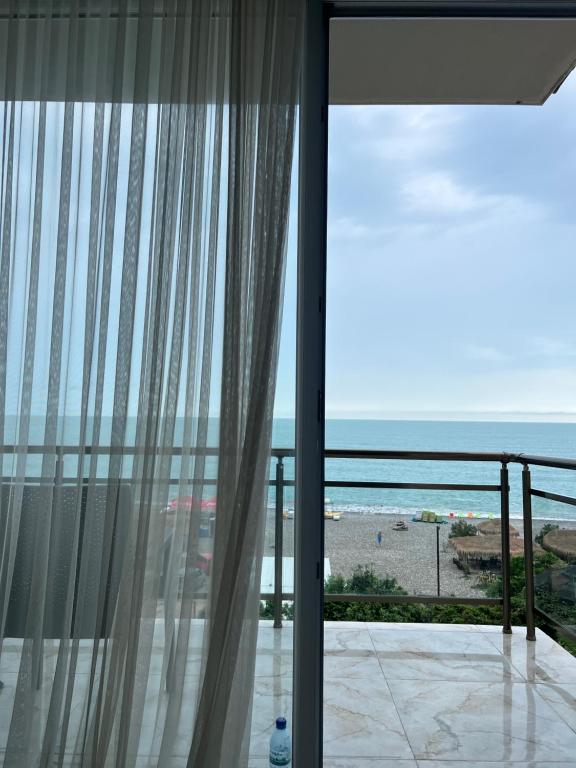 Nespecifikovaný výhled na moře nebo výhled na moře při pohledu z hotelu