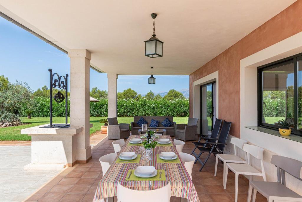 Zahrada ubytování YourHouse Romani Villa