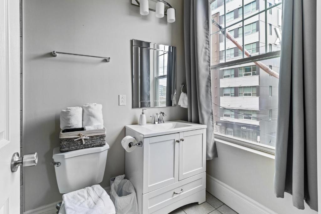 Foto sihtkohas Saint John's asuva majutusasutuse McKay Manor on Duckworth galeriist