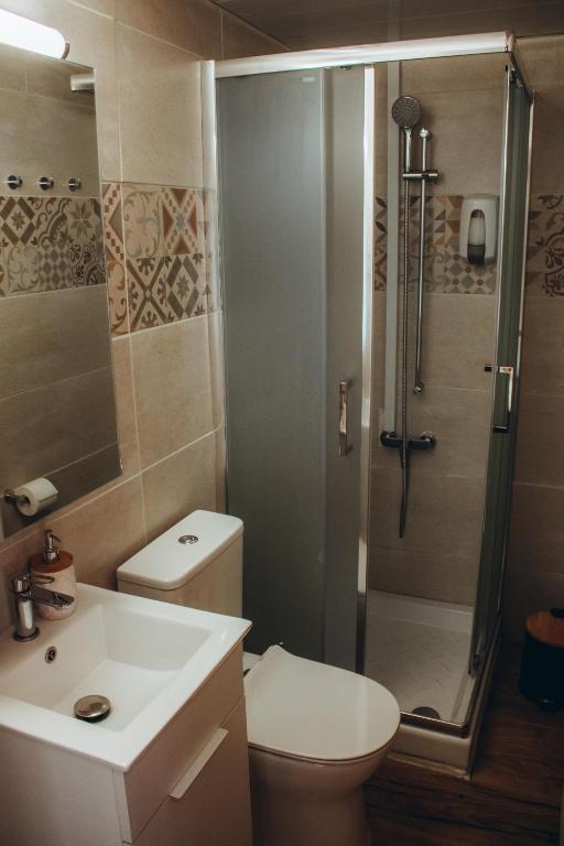 Koupelna v ubytování Kallithea INN