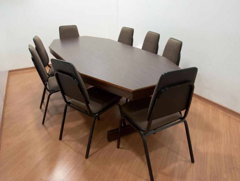 Área de negócios e/ou sala de conferências em Hotel Dan Inn Planalto São Paulo