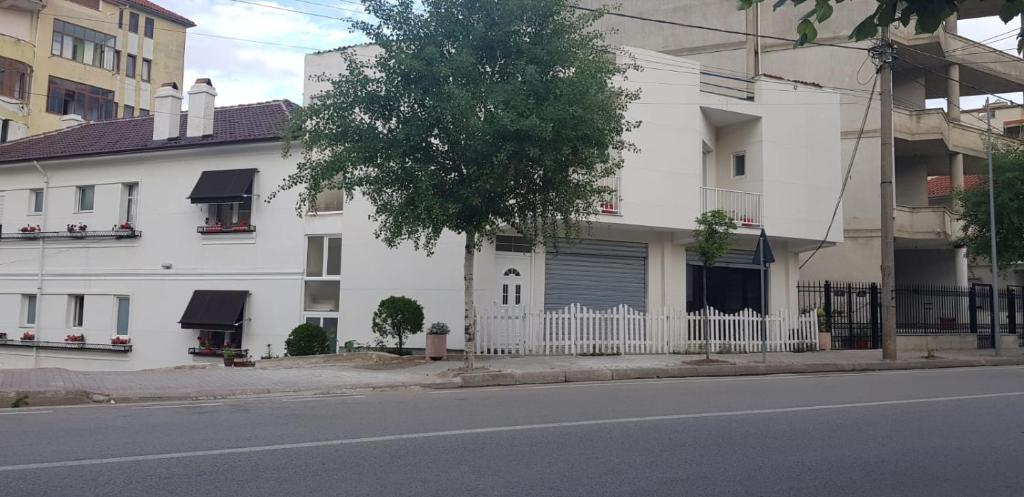 Gallery image of Hill View 7 Apartments in Pogradec
