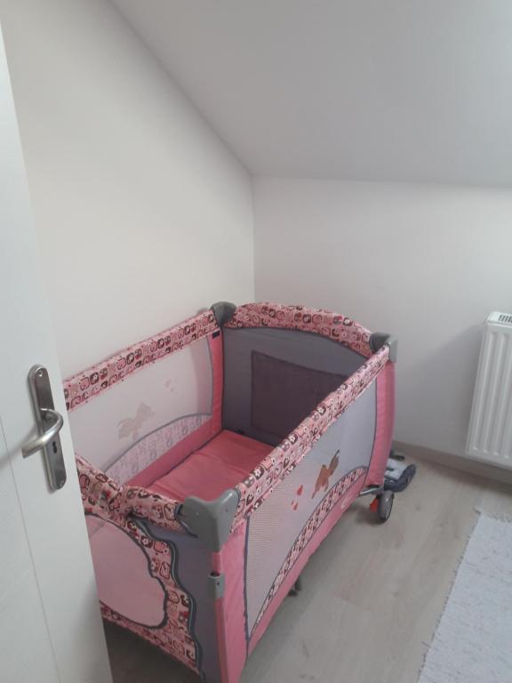 Posteľ alebo postele v izbe v ubytovaní Szőlőskert Apartman 8 fős