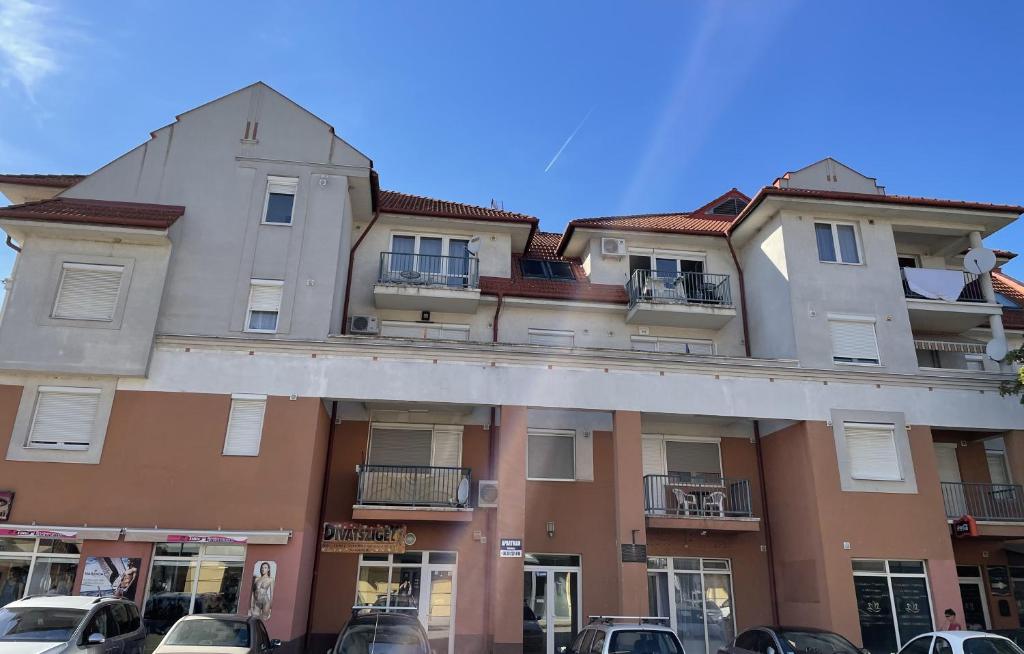 Budova, v ktorej sa apartmán nachádza