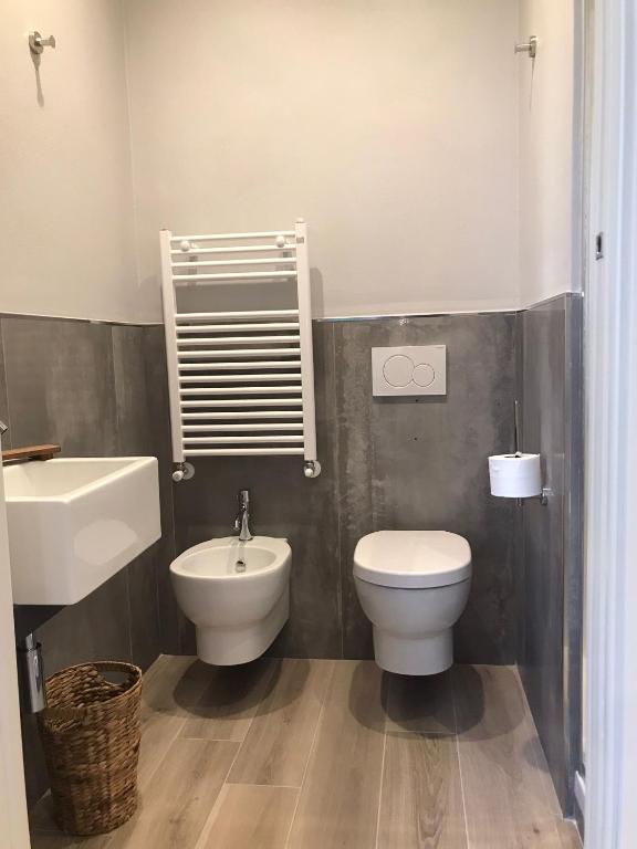 Koupelna v ubytování Rooms La Spezia 5 Terre