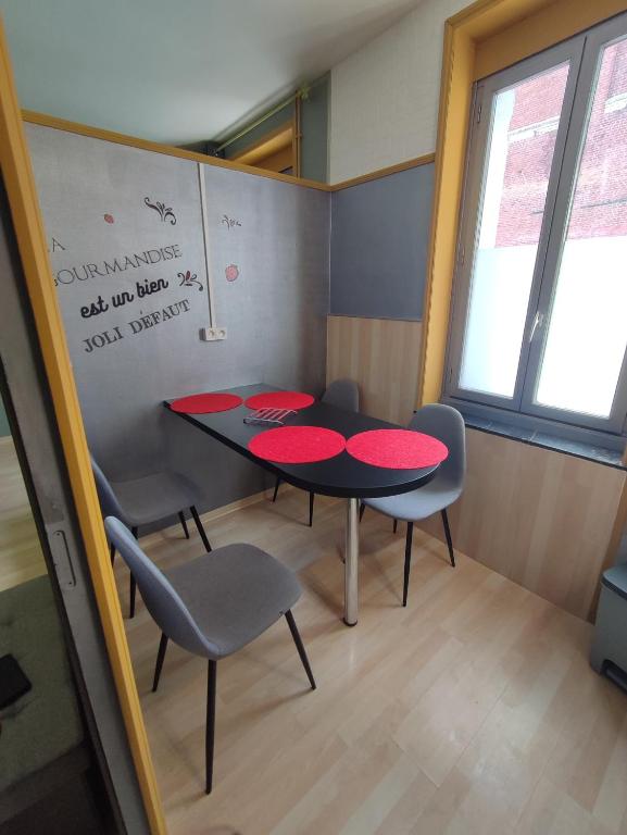 Studio indépendant accès direct autonome. - Apartment