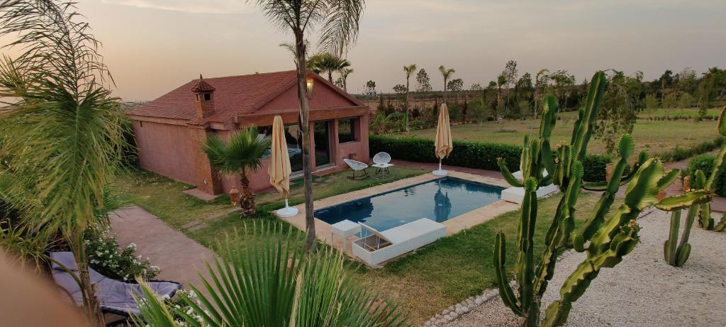 Bazén v ubytování SUMAHAN SUITES & SPA nebo v jeho okolí