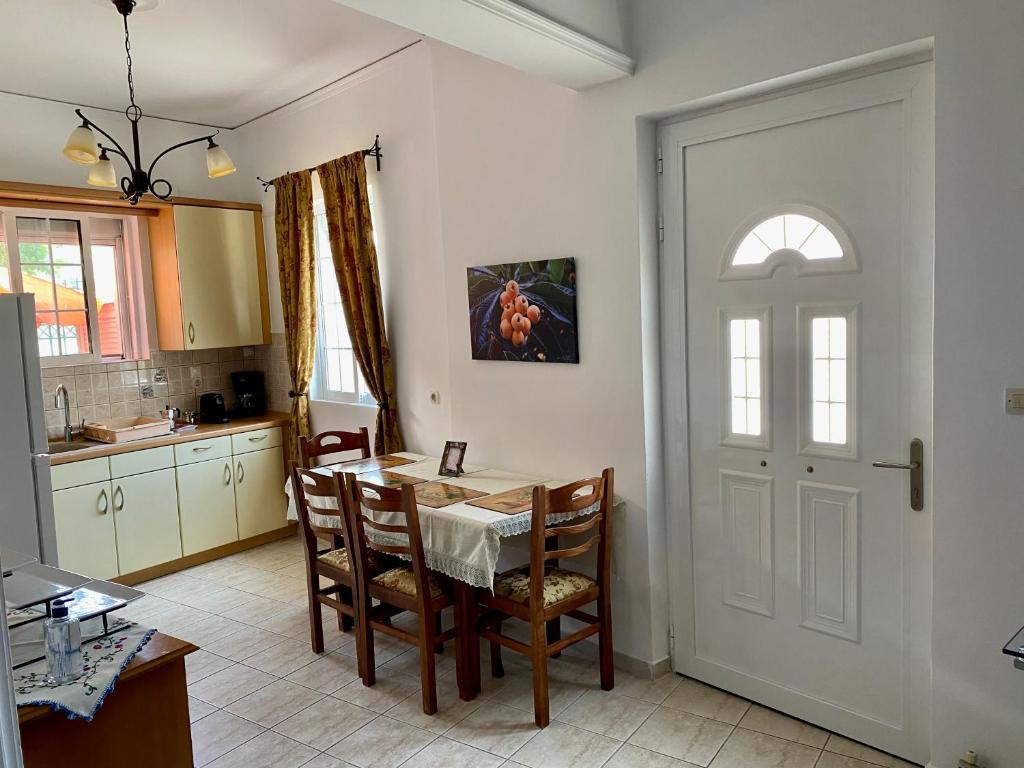 Kuchyň nebo kuchyňský kout v ubytování Gallery Apartments