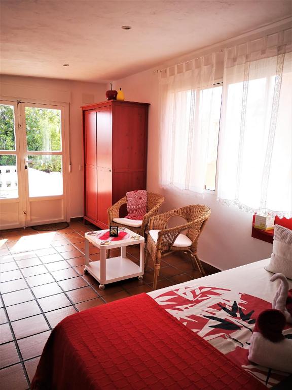 CASA MARTINEZ Studios & Chambre dHôtes à MONTROY MONTSERRAT ...
