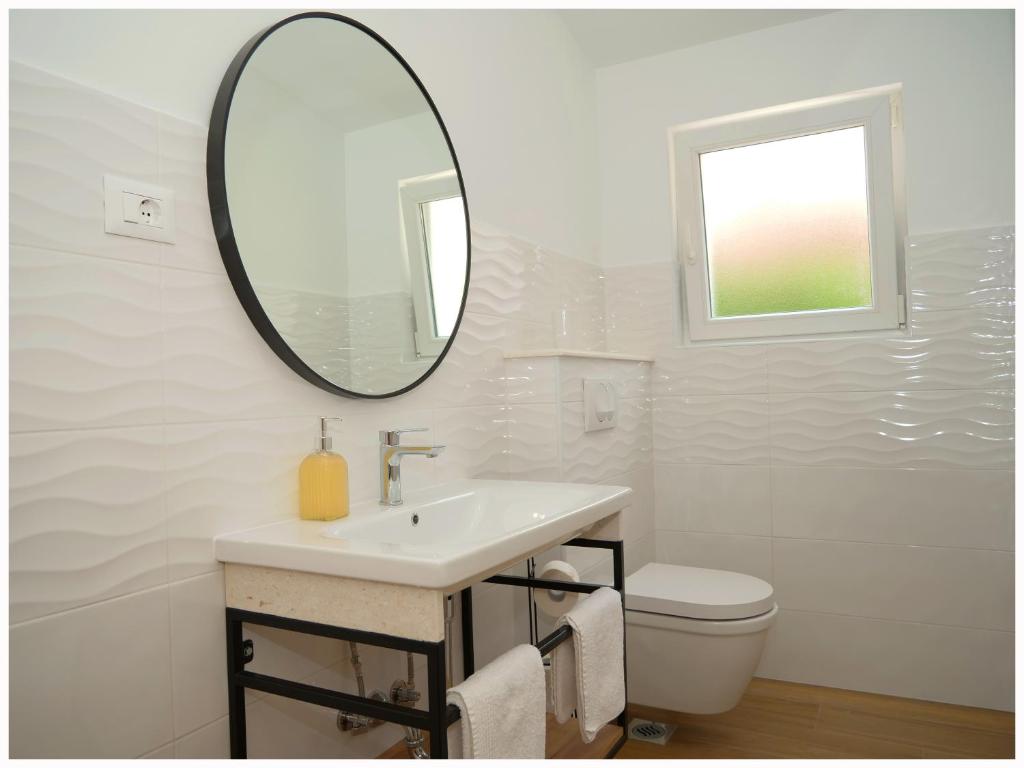 Koupelna v ubytování Apartmani Makelja