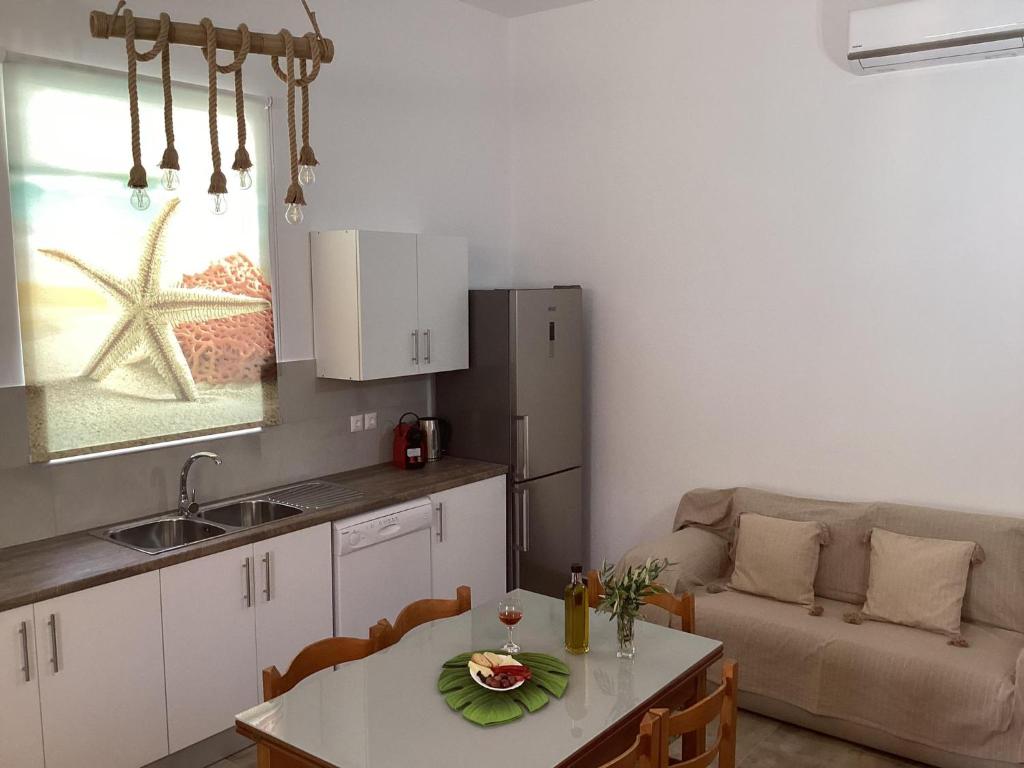 Kuchyňa alebo kuchynka v ubytovaní Landro House
