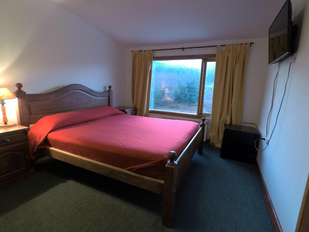 OIKOS - Double Room With Mountain View