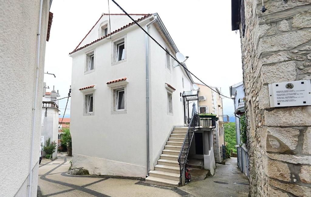 Budova, kde se apartmán nachází