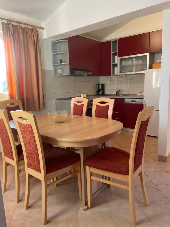 Kuchyň nebo kuchyňský kout v ubytování Villa Antoni